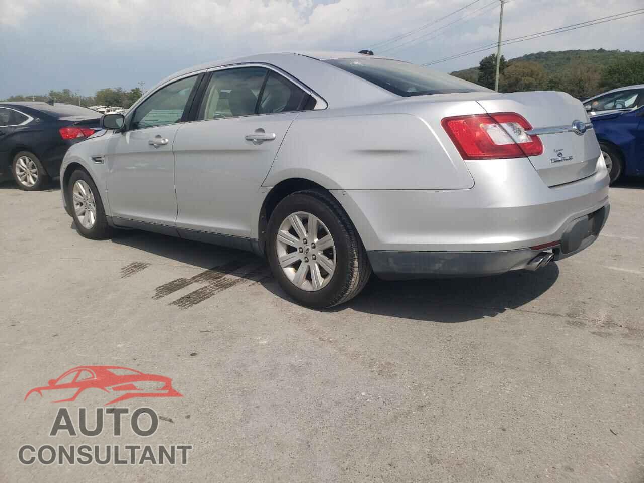 FORD TAURUS 2010 - 1FAHP2DW8AG104985