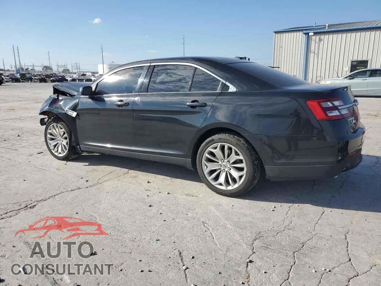 FORD TAURUS 2013 - 1FAHP2J85DG222048
