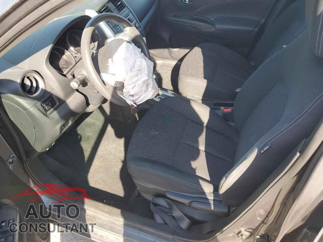 NISSAN VERSA 2017 - 3N1CN7AP3HL846367