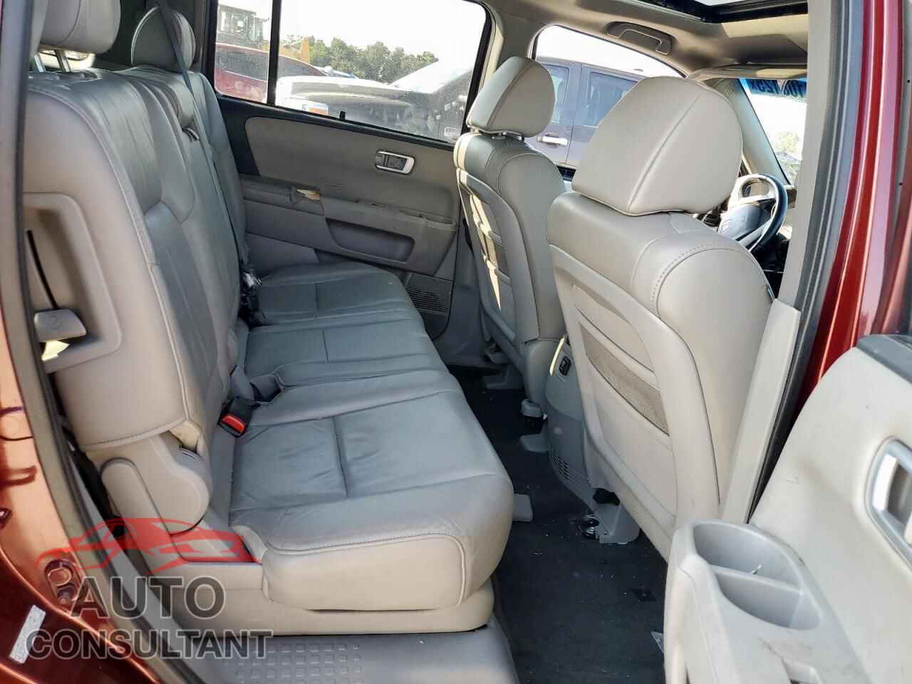 HONDA PILOT 2011 - 5FNYF3H55BB037407