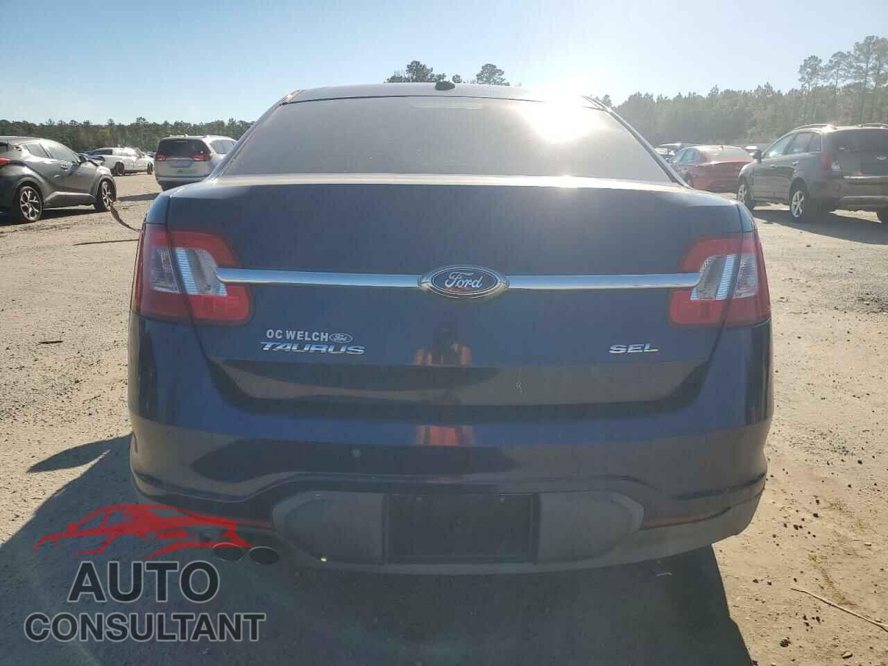 FORD TAURUS 2011 - 1FAHP2EW4BG108614