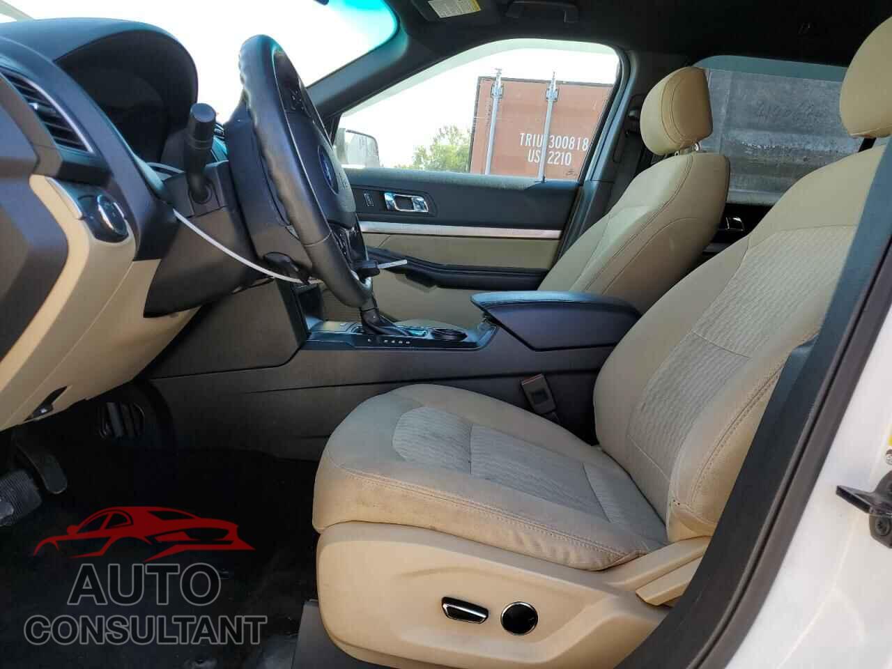 FORD EXPLORER 2017 - 1FM5K7BH7HGA32244