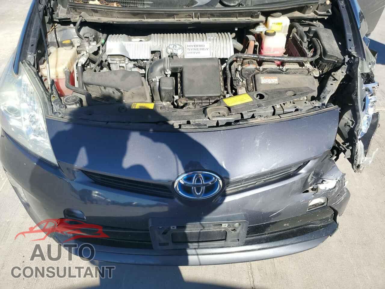 TOYOTA PRIUS 2014 - JTDKN3DU4E1745957