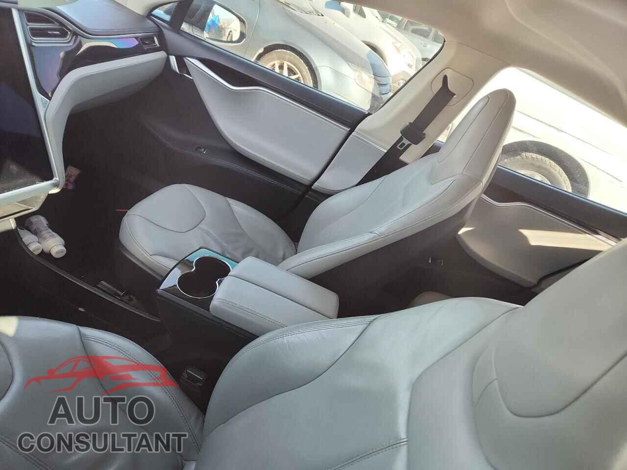 TESLA MODEL S 2014 - 5YJSA1H19EFP33651
