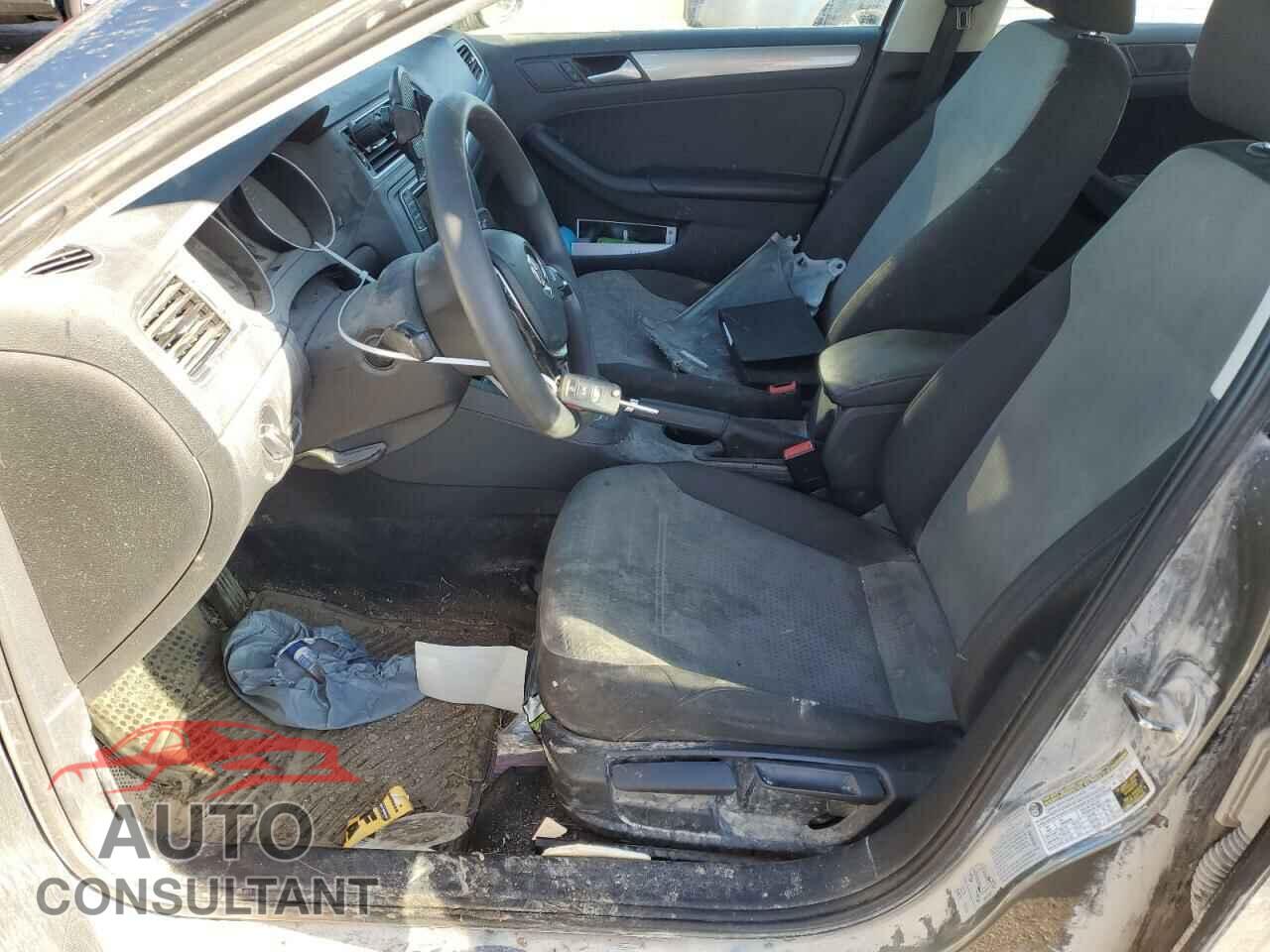 VOLKSWAGEN JETTA 2017 - 3VW2B7AJ3HM393209