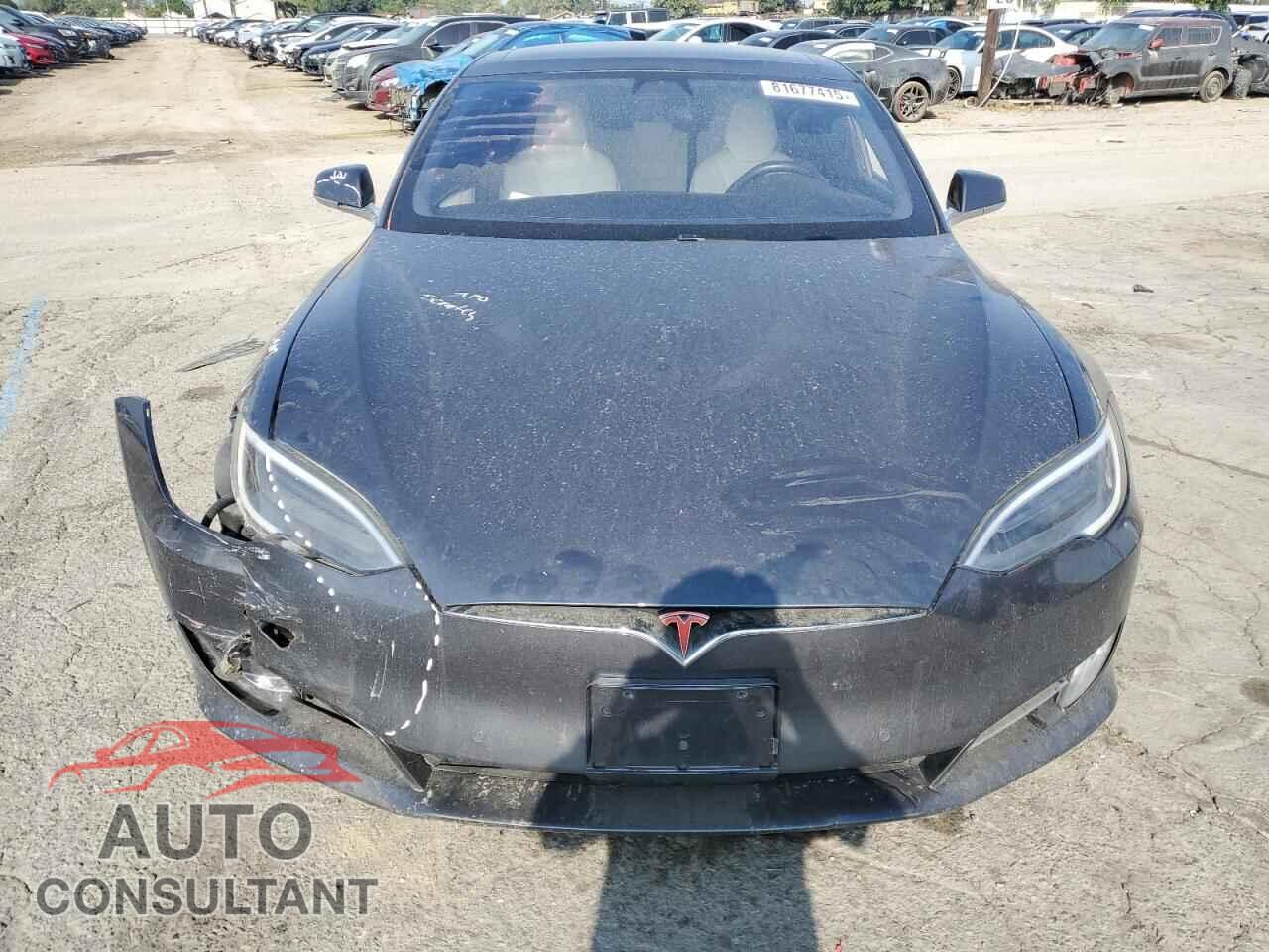 TESLA MODEL S 2018 - 5YJSA1E27JF283456