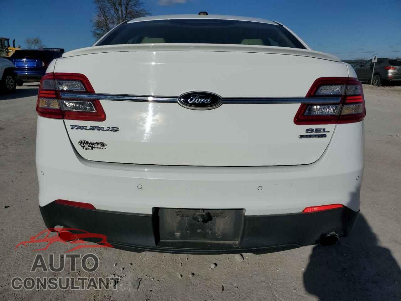 FORD TAURUS 2013 - 1FAHP2E85DG176604