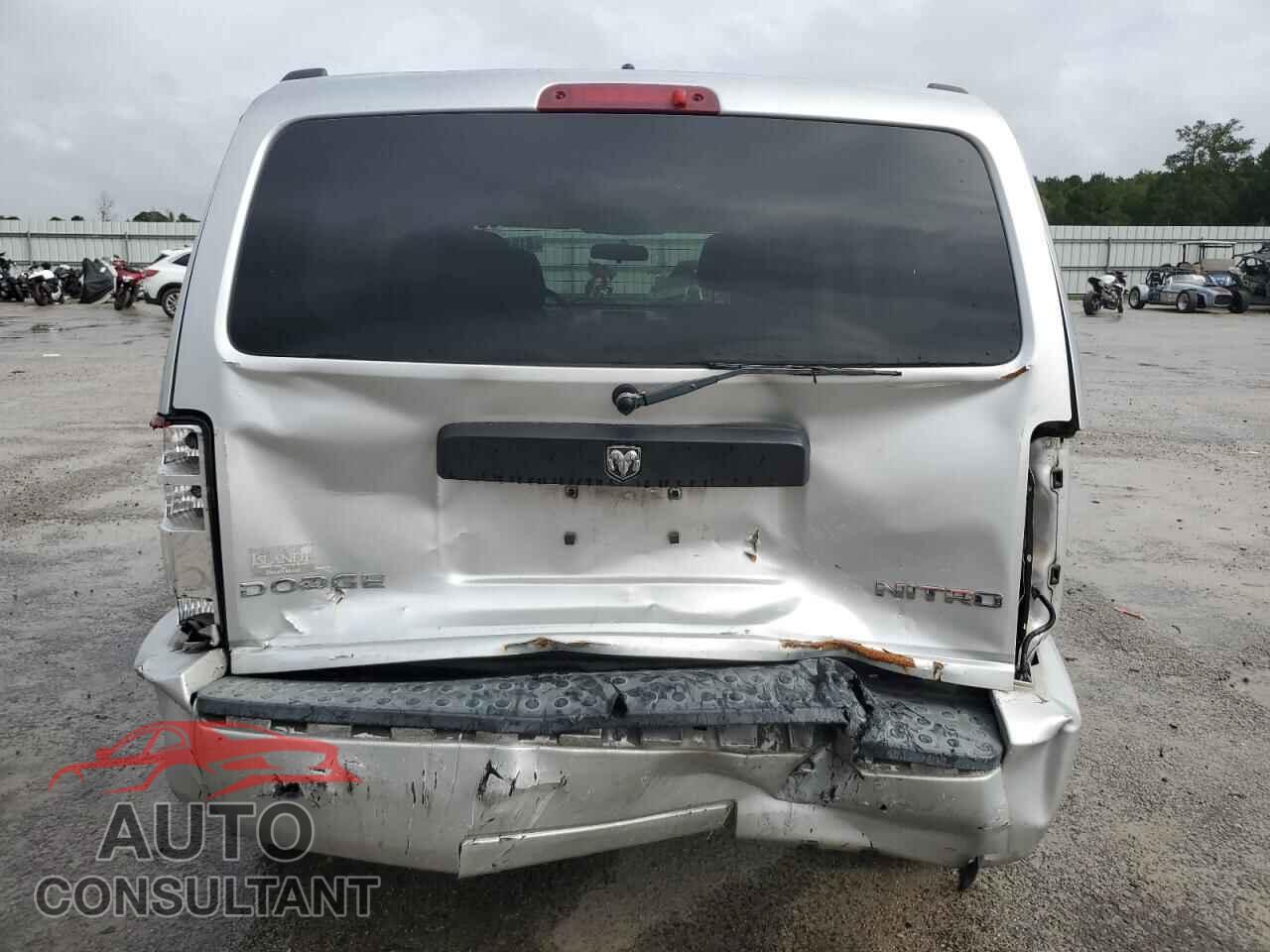 DODGE NITRO 2011 - 1D4PT4GK3BW574390