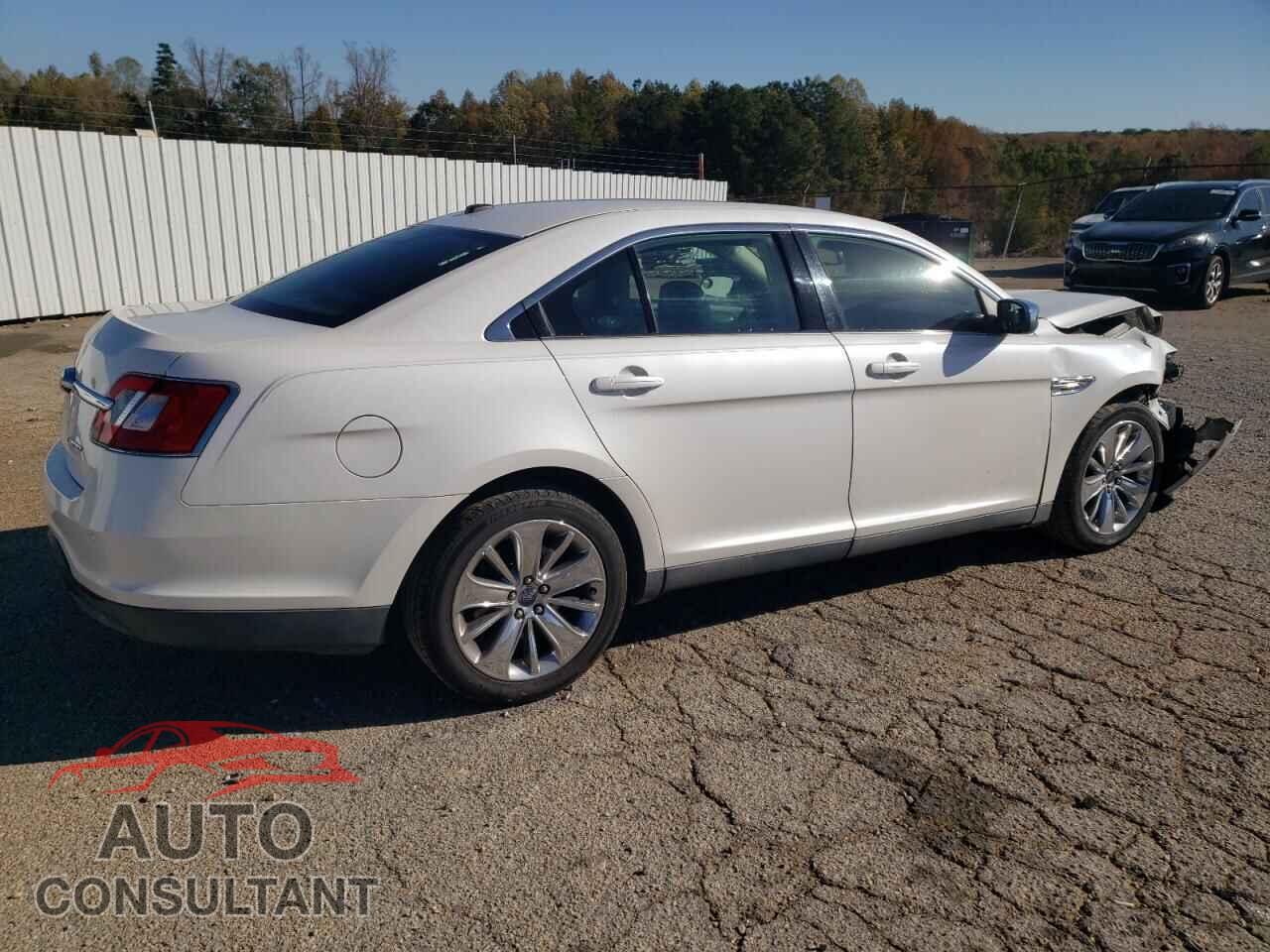 FORD TAURUS 2011 - 1FAHP2FW5BG119863