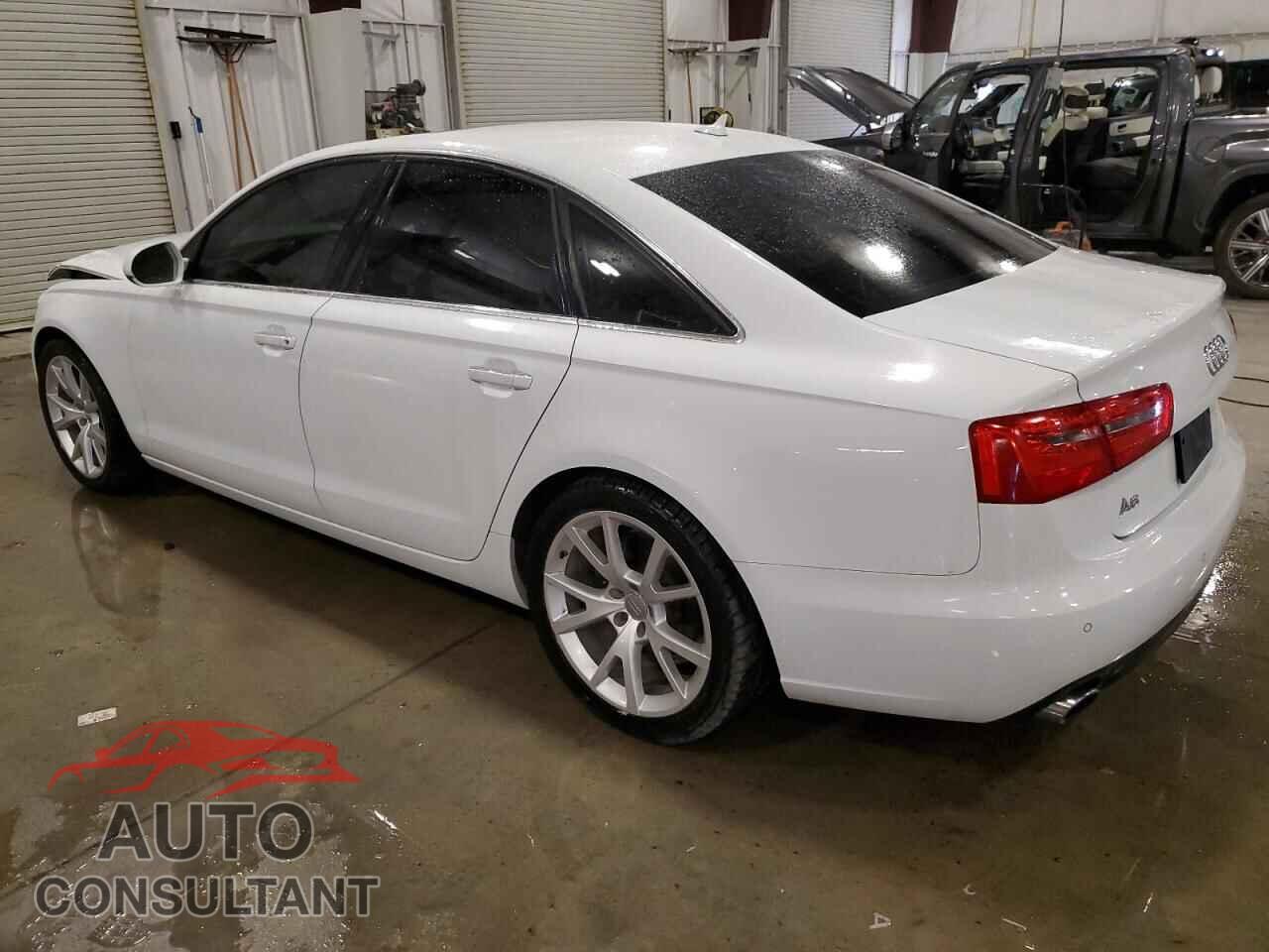 AUDI A6 2013 - WAUGFAFCXDN097122