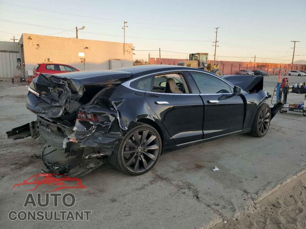 TESLA MODEL S 2017 - 5YJSA1E2XHF198184