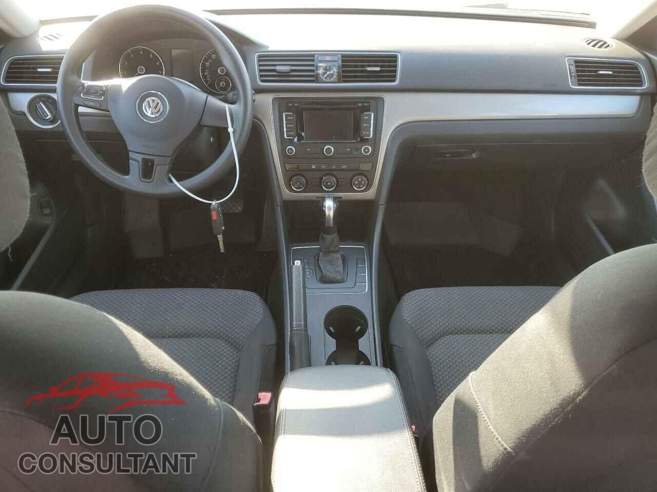 VOLKSWAGEN PASSAT 2014 - 1VWAP7A3XEC024486