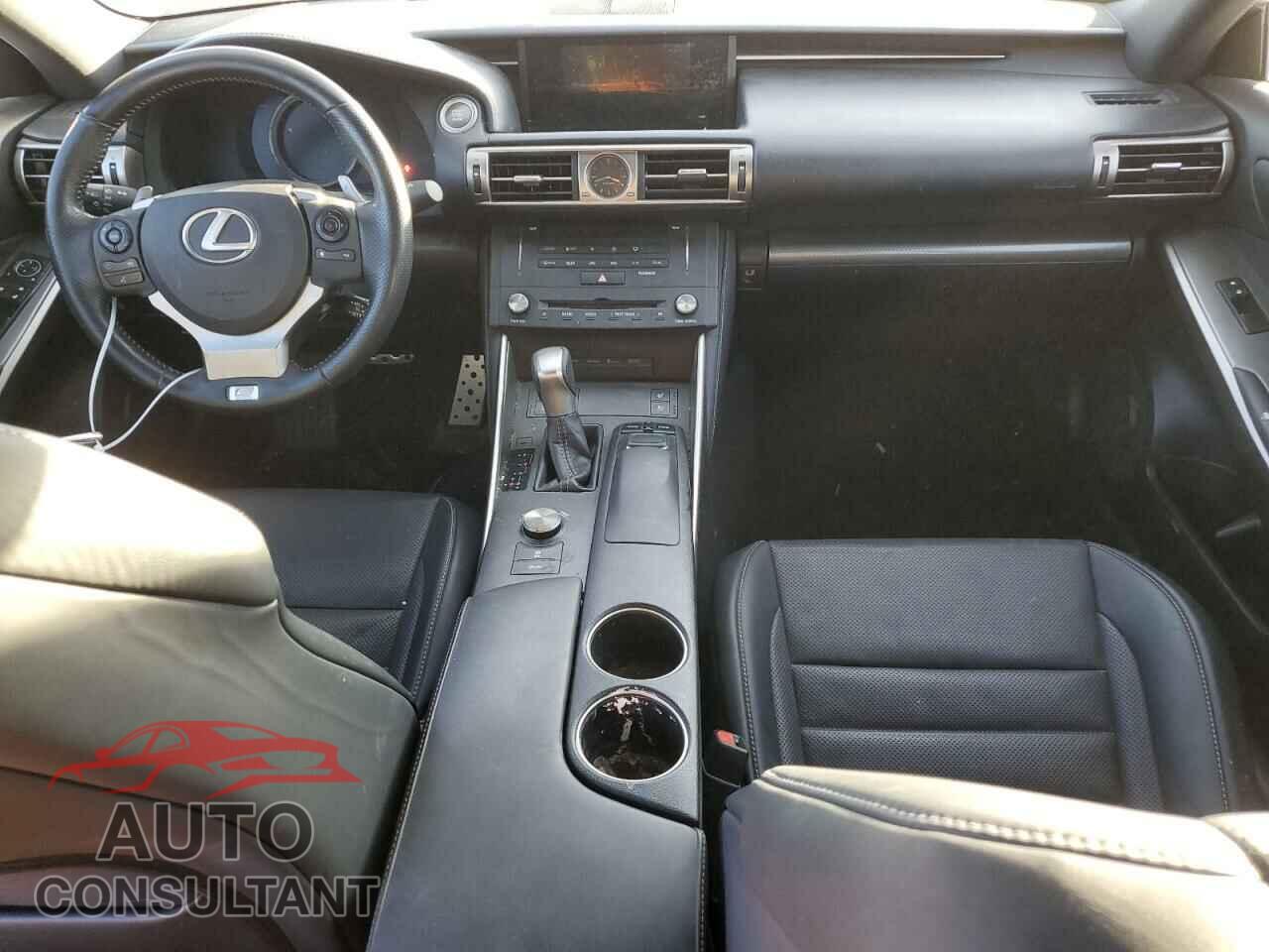 LEXUS IS 2015 - JTHCF1D27F5028479