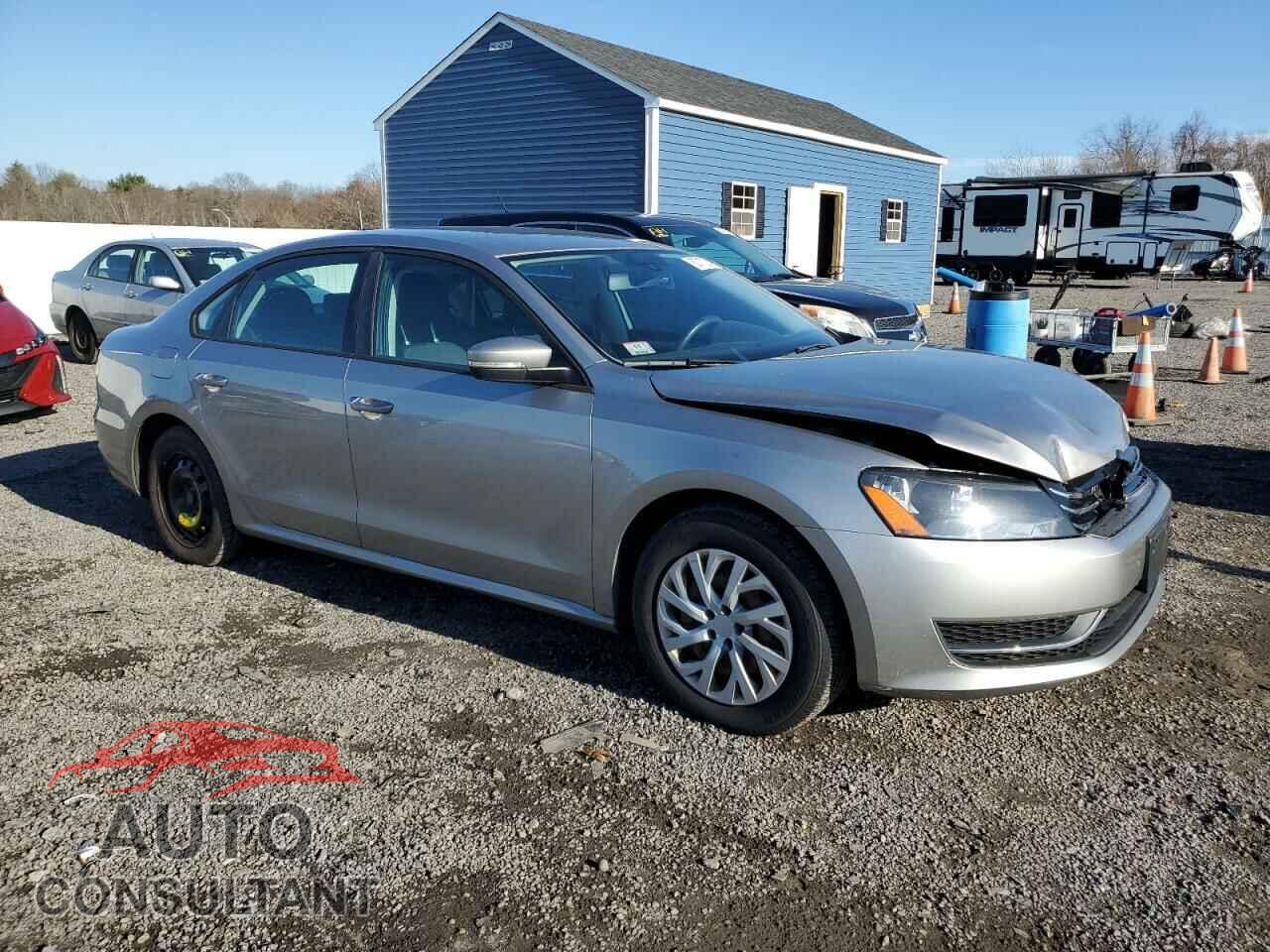 VOLKSWAGEN PASSAT 2014 - 1VWAT7A32EC061656