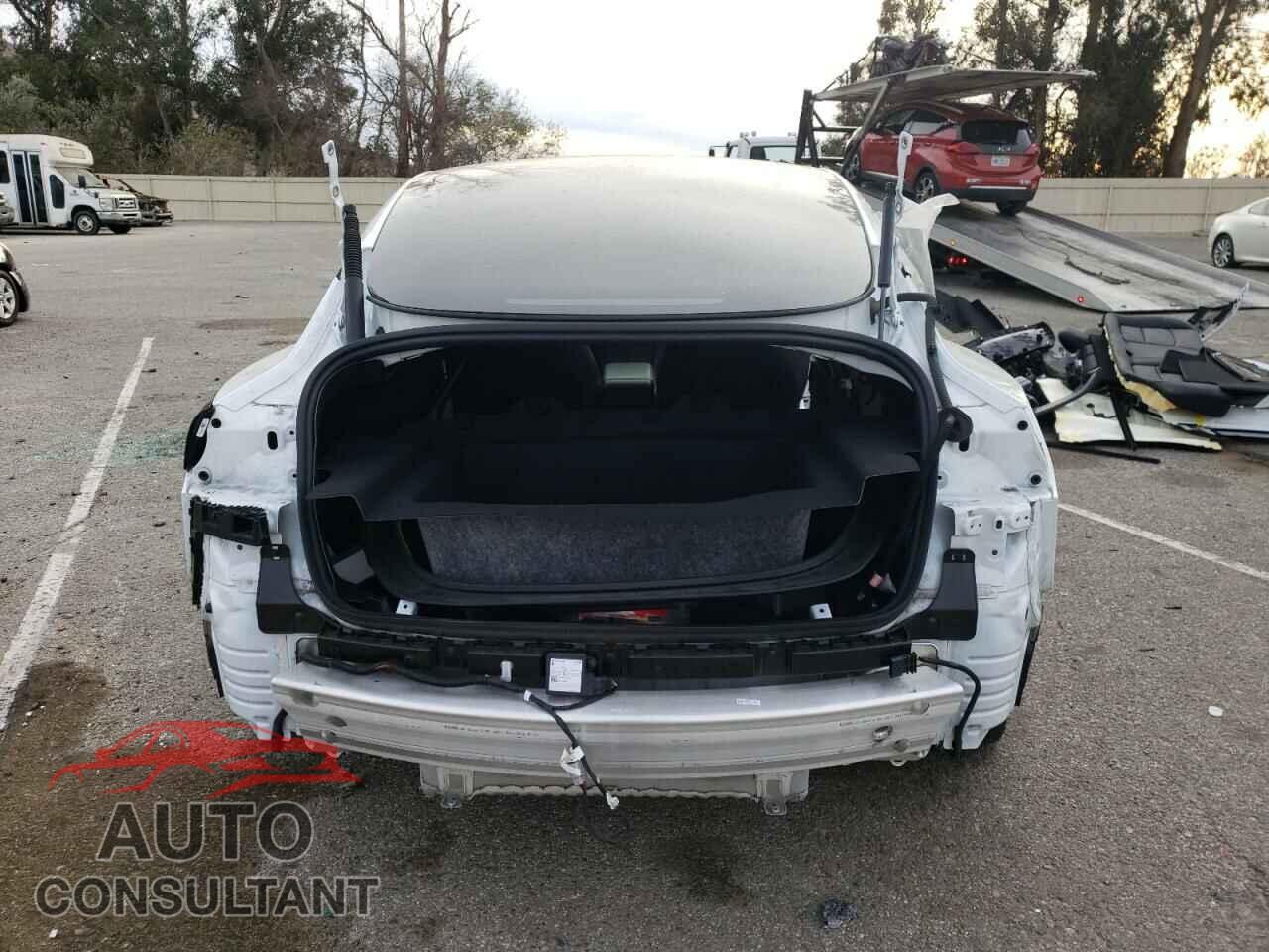 TESLA MODEL 3 2021 - 5YJ3E1EB8MF065233