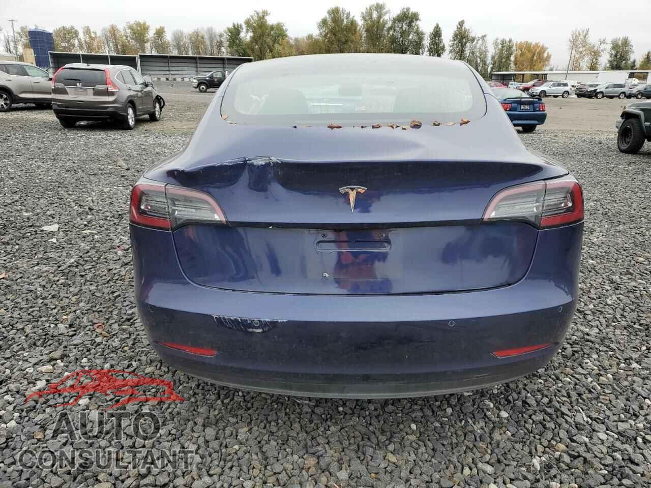TESLA MODEL 3 2018 - 5YJ3E1EAXJF110210