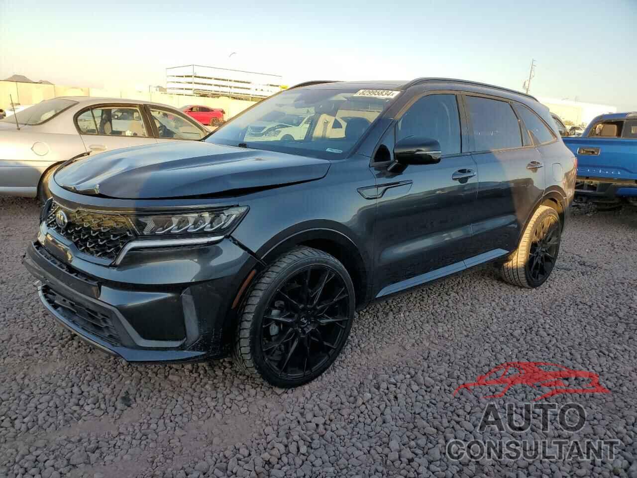 KIA SORENTO 2021 - 5XYRL4LC8MG008424