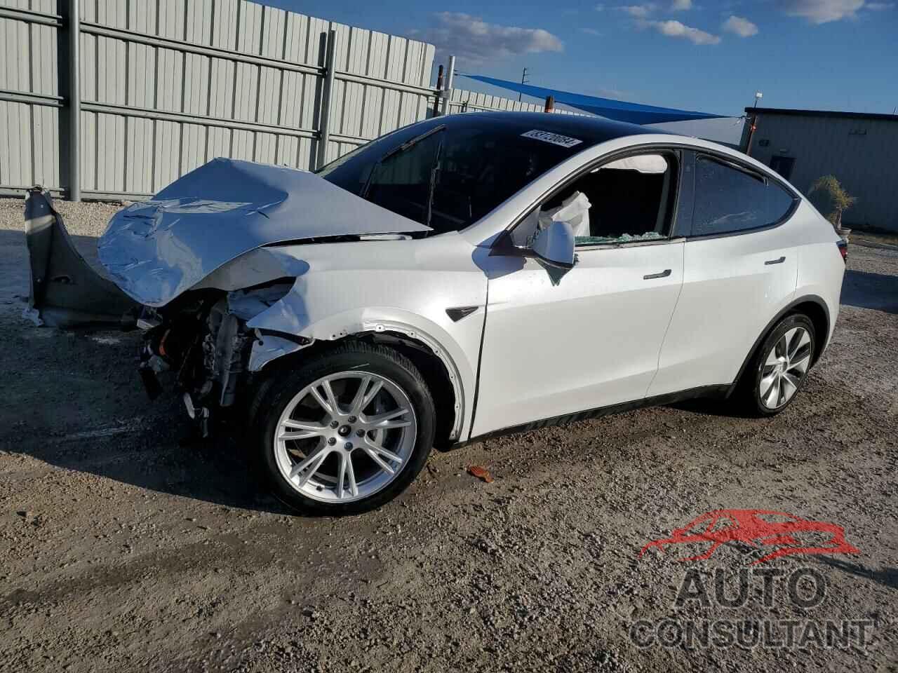 TESLA MODEL Y 2022 - 7SAYGDEE9NF331729