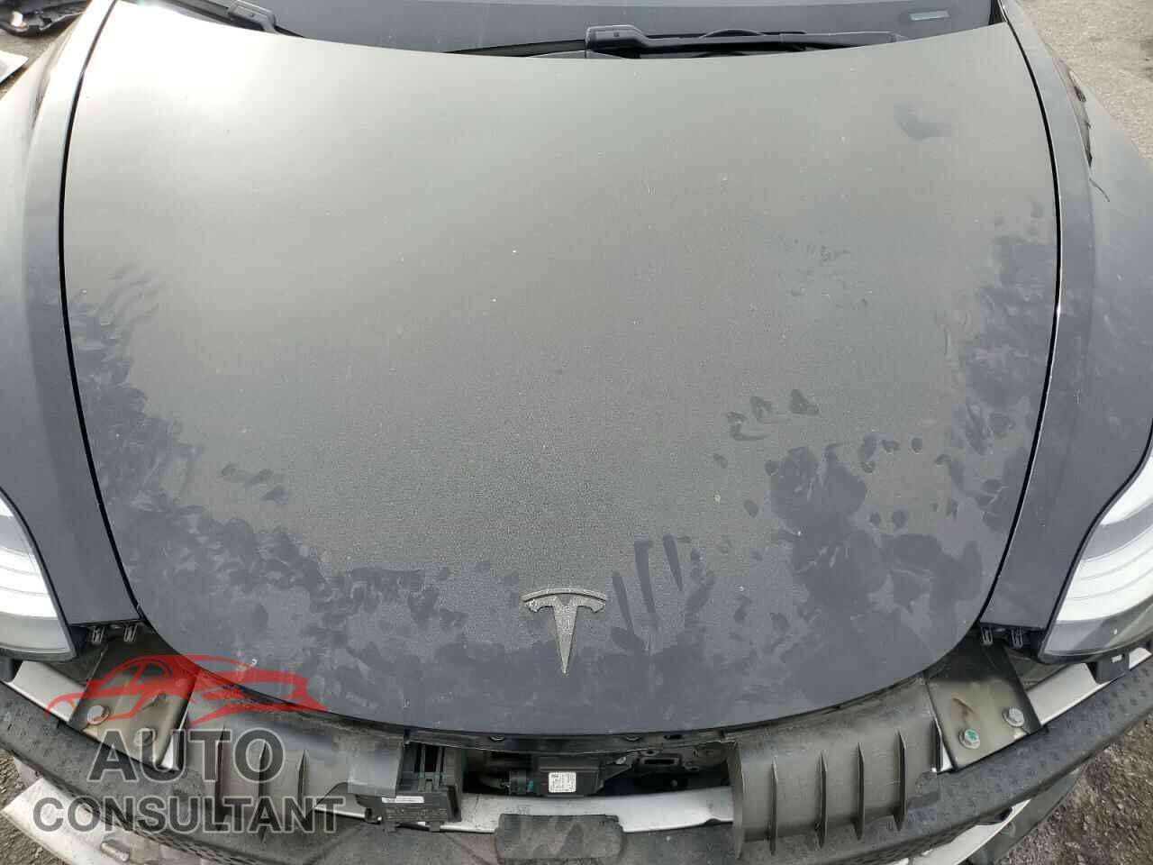 TESLA MODEL 3 2018 - 5YJ3E1EA6JF018771