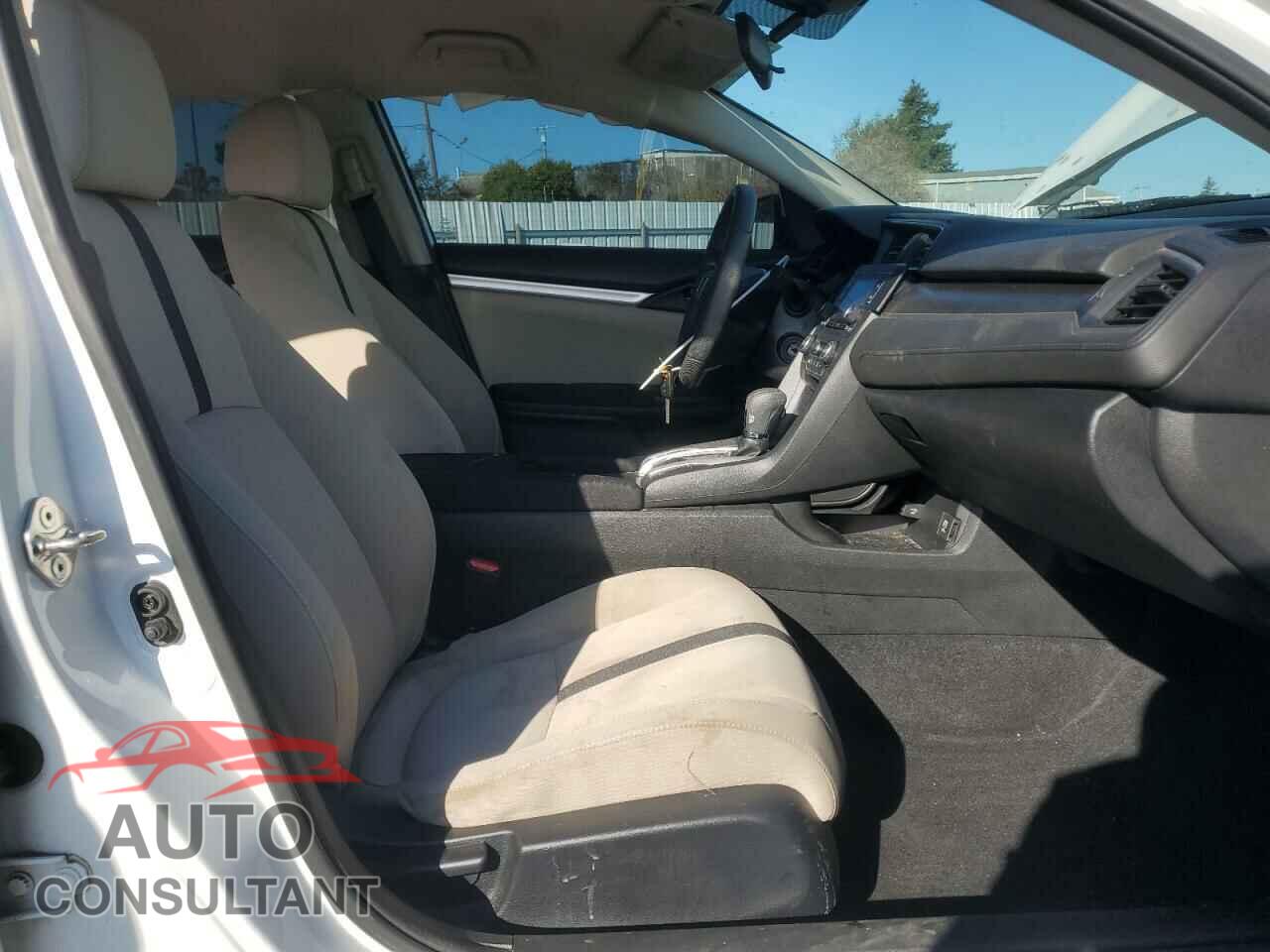 HONDA CIVIC 2019 - 19XFC2F64KE201855