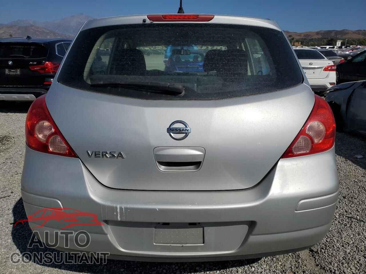 NISSAN VERSA 2011 - 3N1BC1CP9BL407533