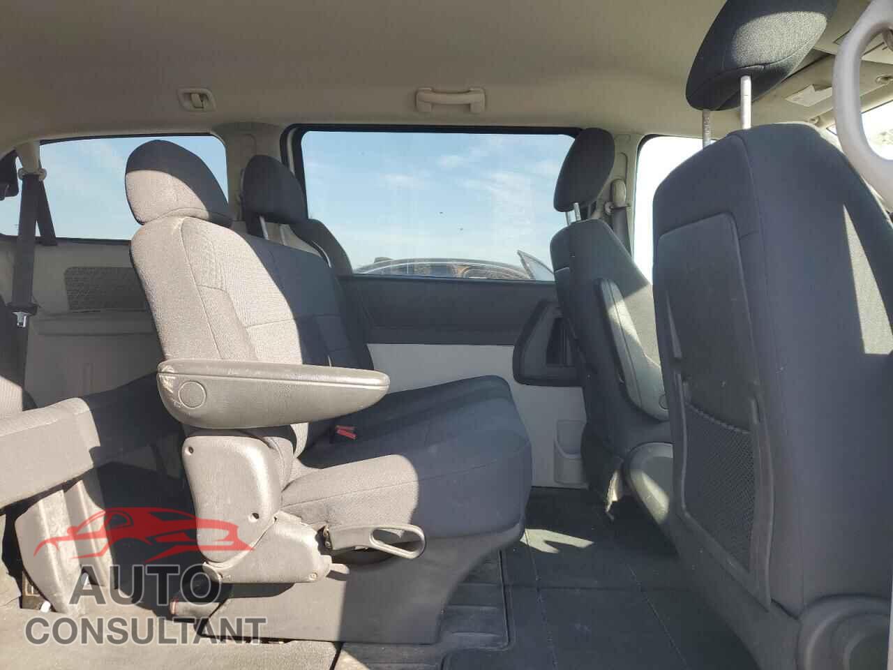DODGE CARAVAN 2010 - 2D4RN4DE3AR224136