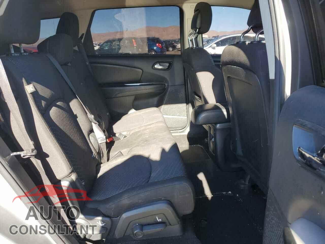 DODGE JOURNEY 2017 - 3C4PDCBG8HT572866