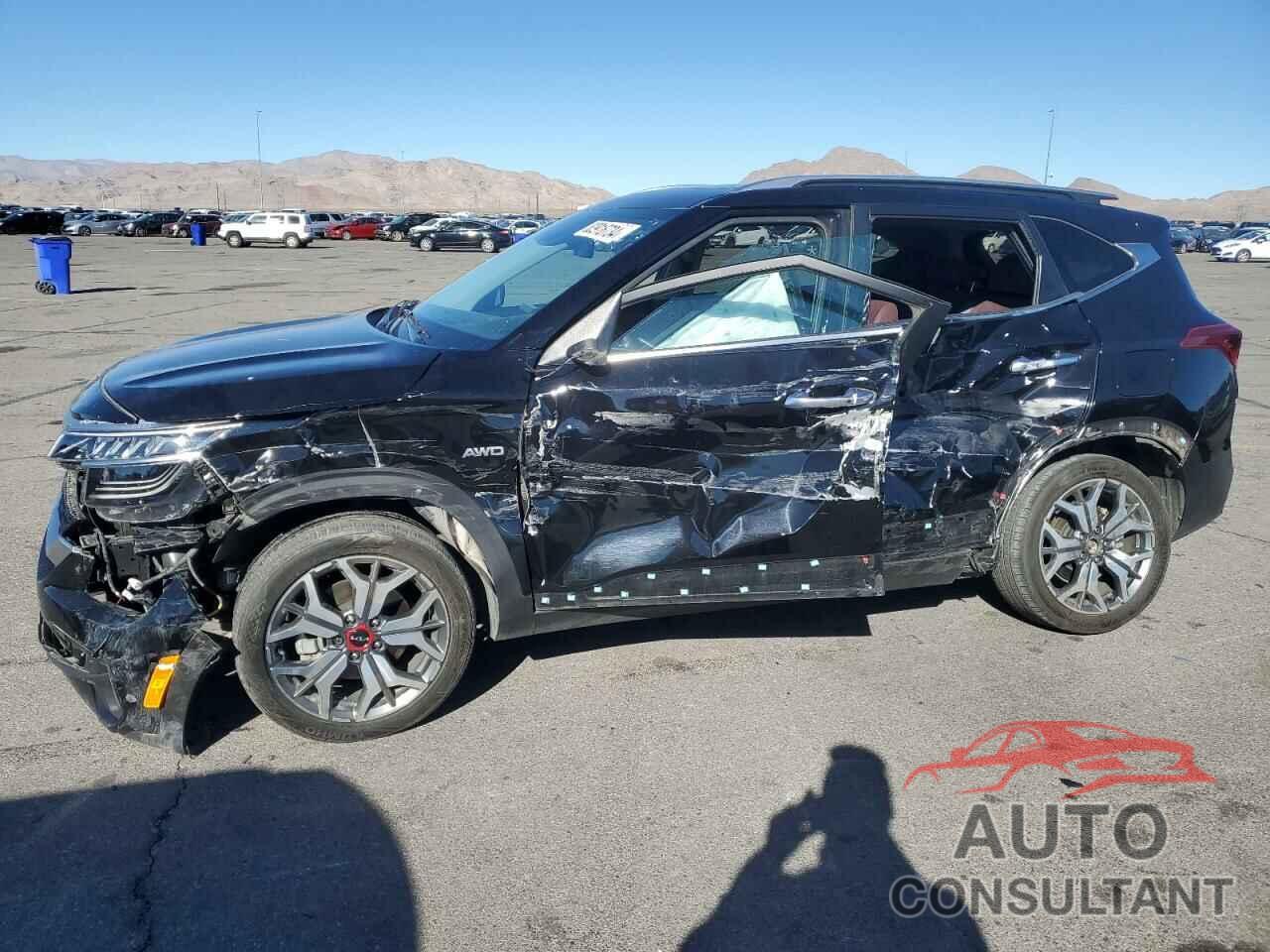 KIA SELTOS 2023 - KNDETCA24P7354569
