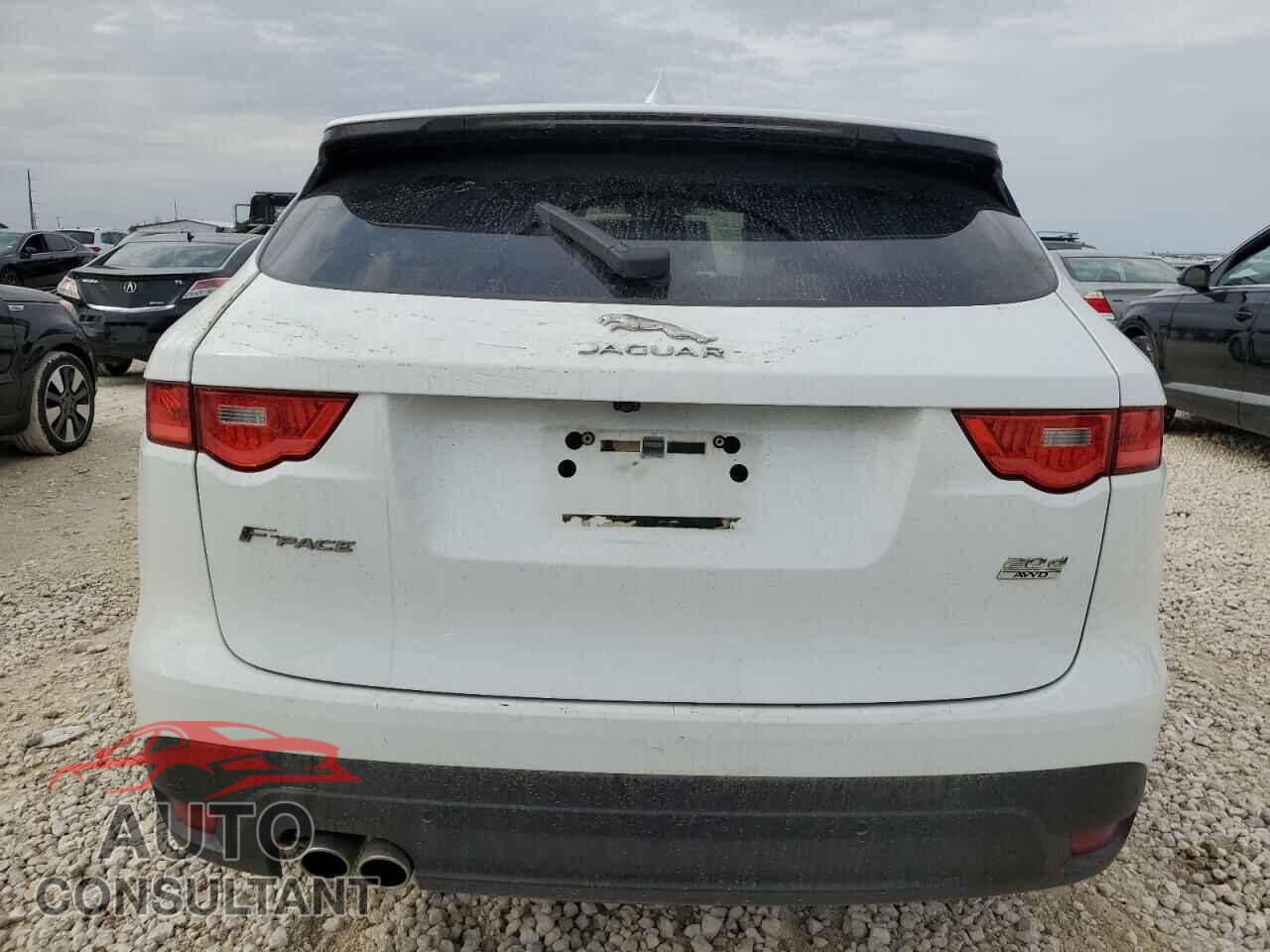 JAGUAR F-PACE 2017 - SADCK2BN2HA096574