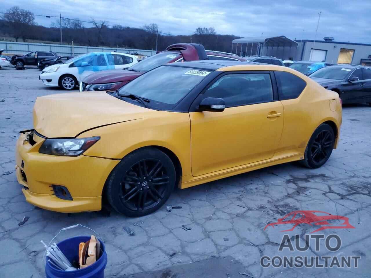 TOYOTA SCION 2012 - JTKJF5C75C3027103
