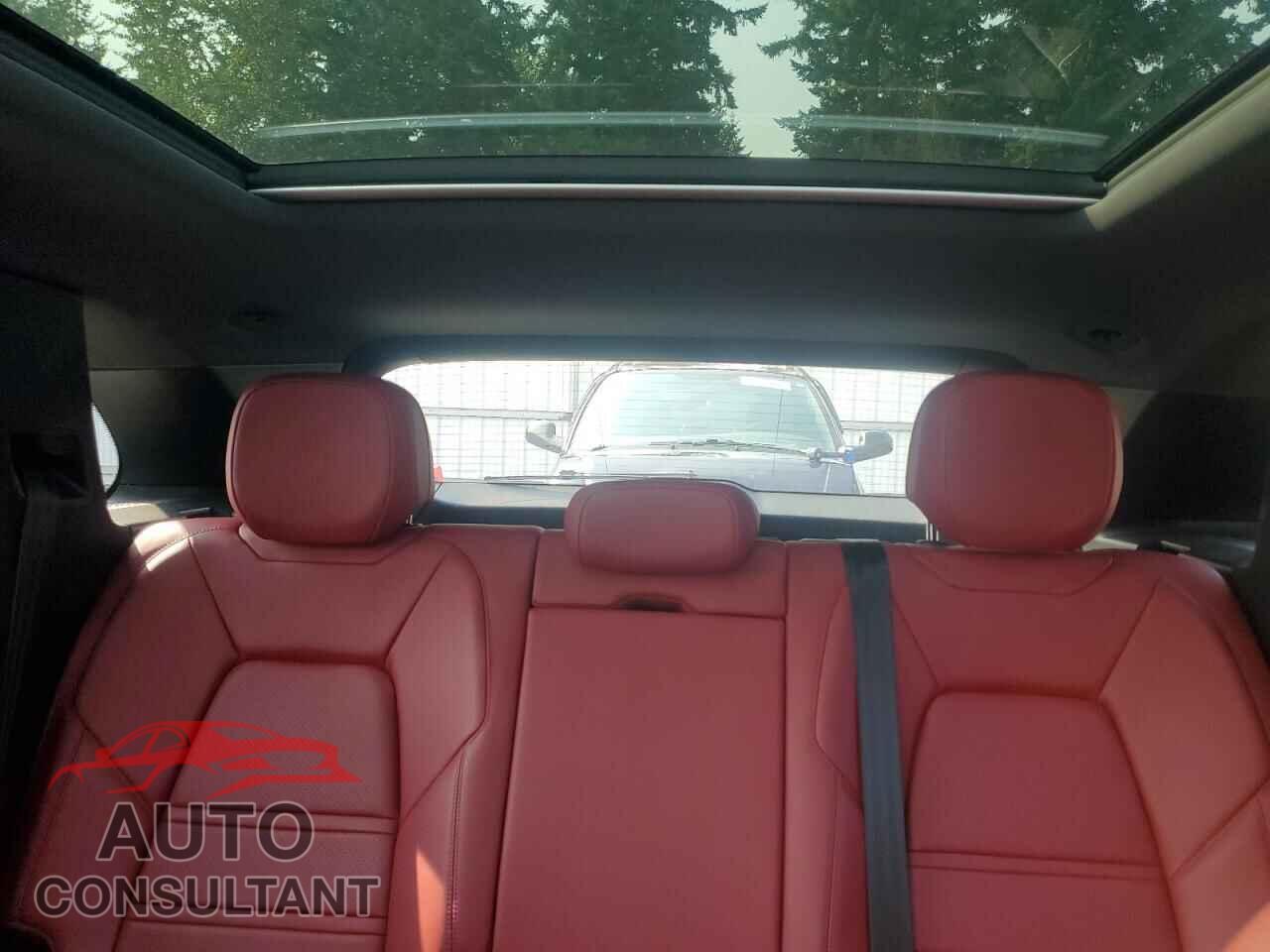 PORSCHE CAYENNE 2019 - WP1AA2AY9KDA14359