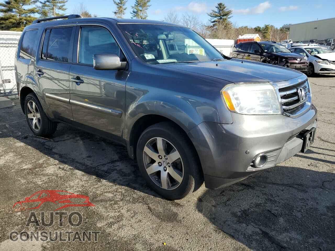 HONDA PILOT 2013 - 5FNYF4H97DB030857