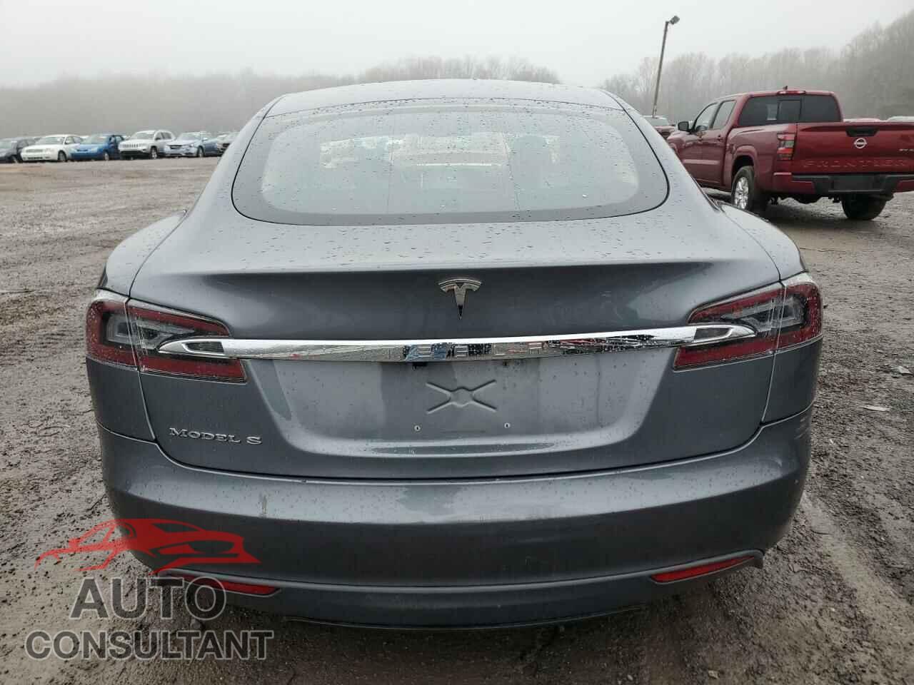 TESLA MODEL S 2013 - 5YJSA1CG2DFP03806