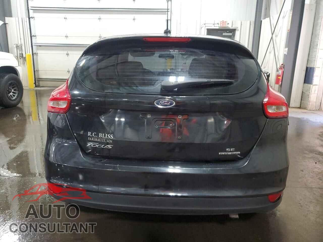 FORD FOCUS 2015 - 1FADP3K20FL363795