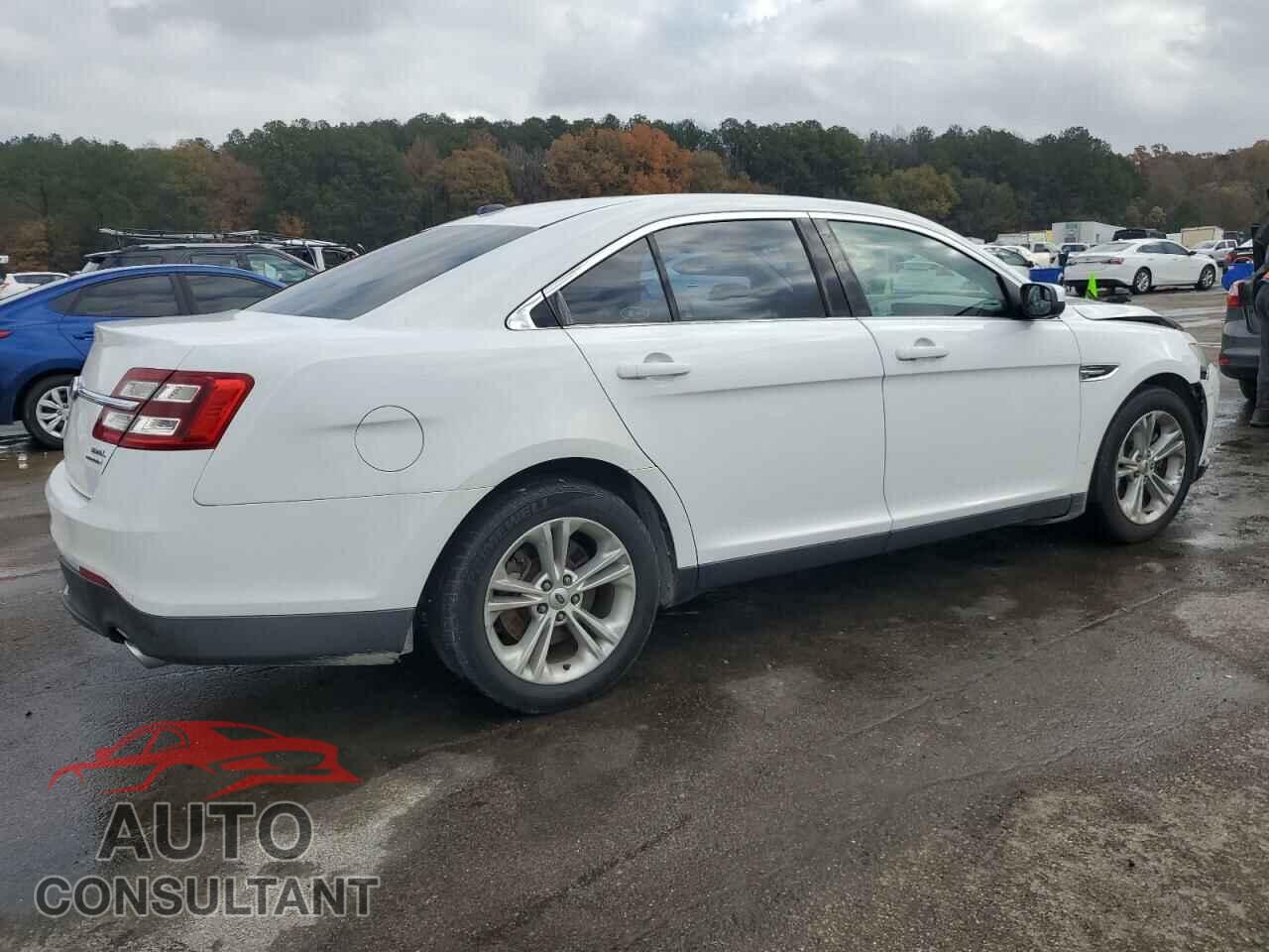FORD TAURUS 2014 - 1FAHP2E82EG115941