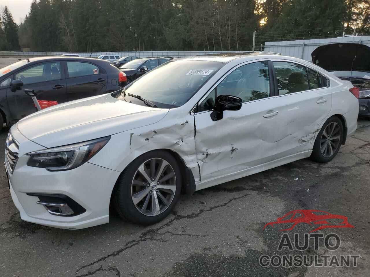 SUBARU LEGACY 2018 - 4S3BNAN64J3031507