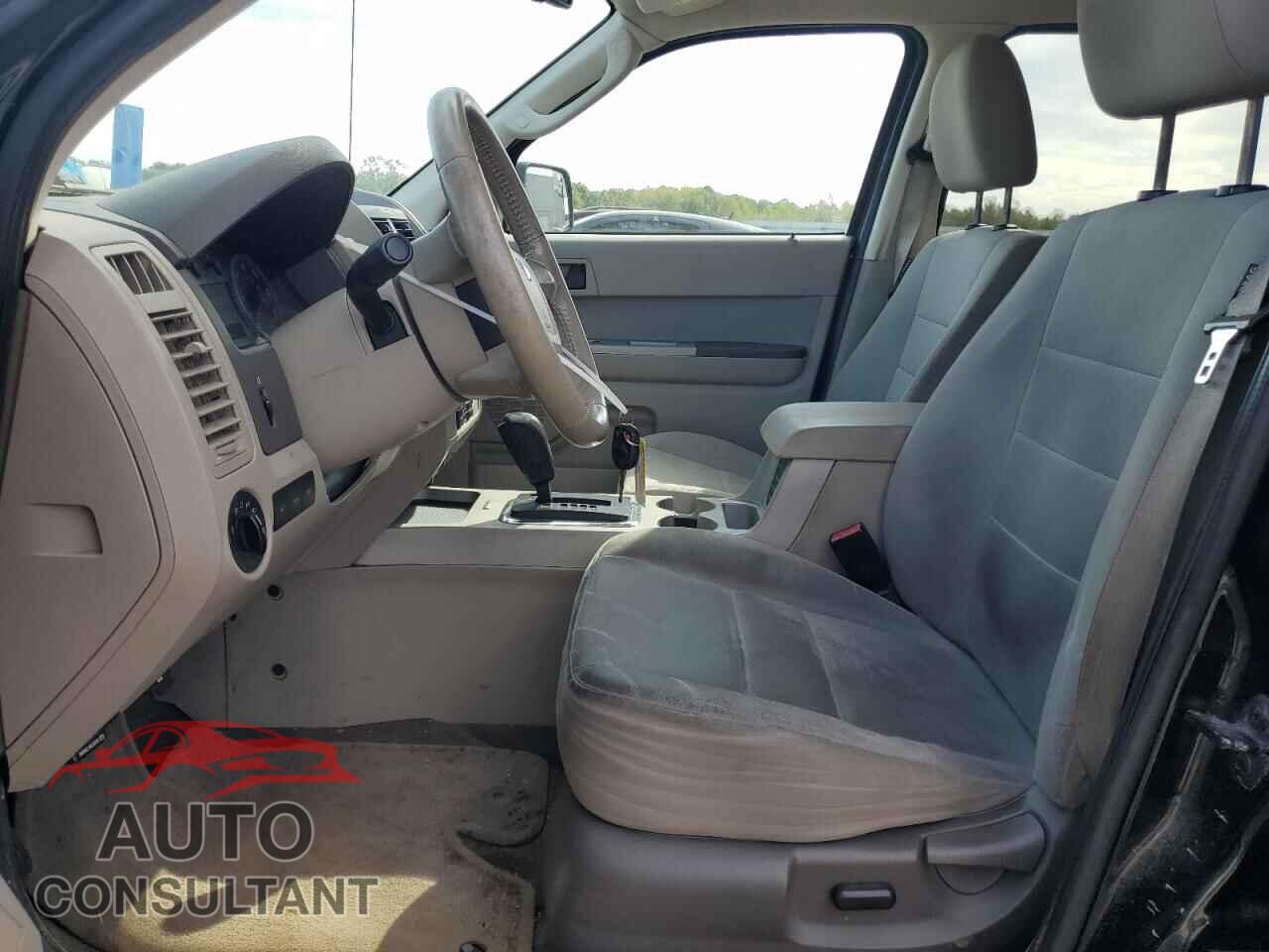 FORD ESCAPE 2011 - 1FMCU0D71BKA75608