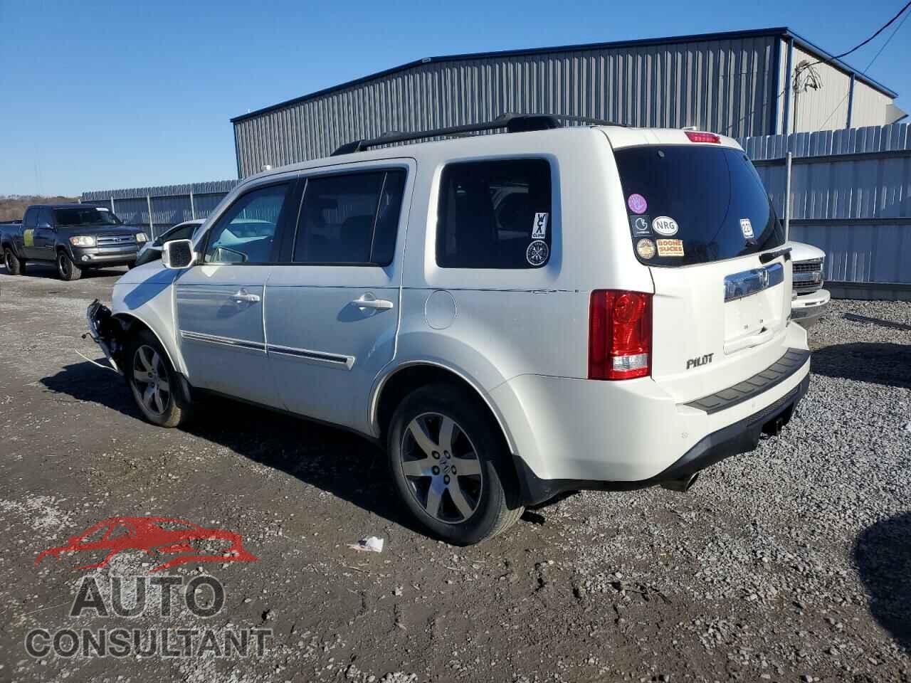 HONDA PILOT 2015 - 5FNYF4H91FB024720