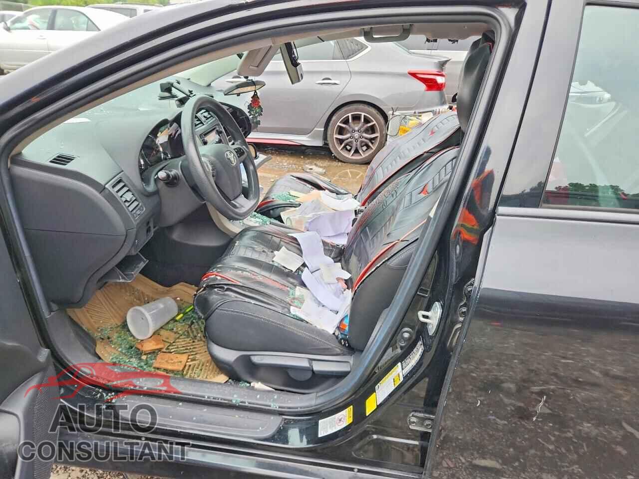 TOYOTA COROLLA 2012 - 2T1BU4EEXCC863732