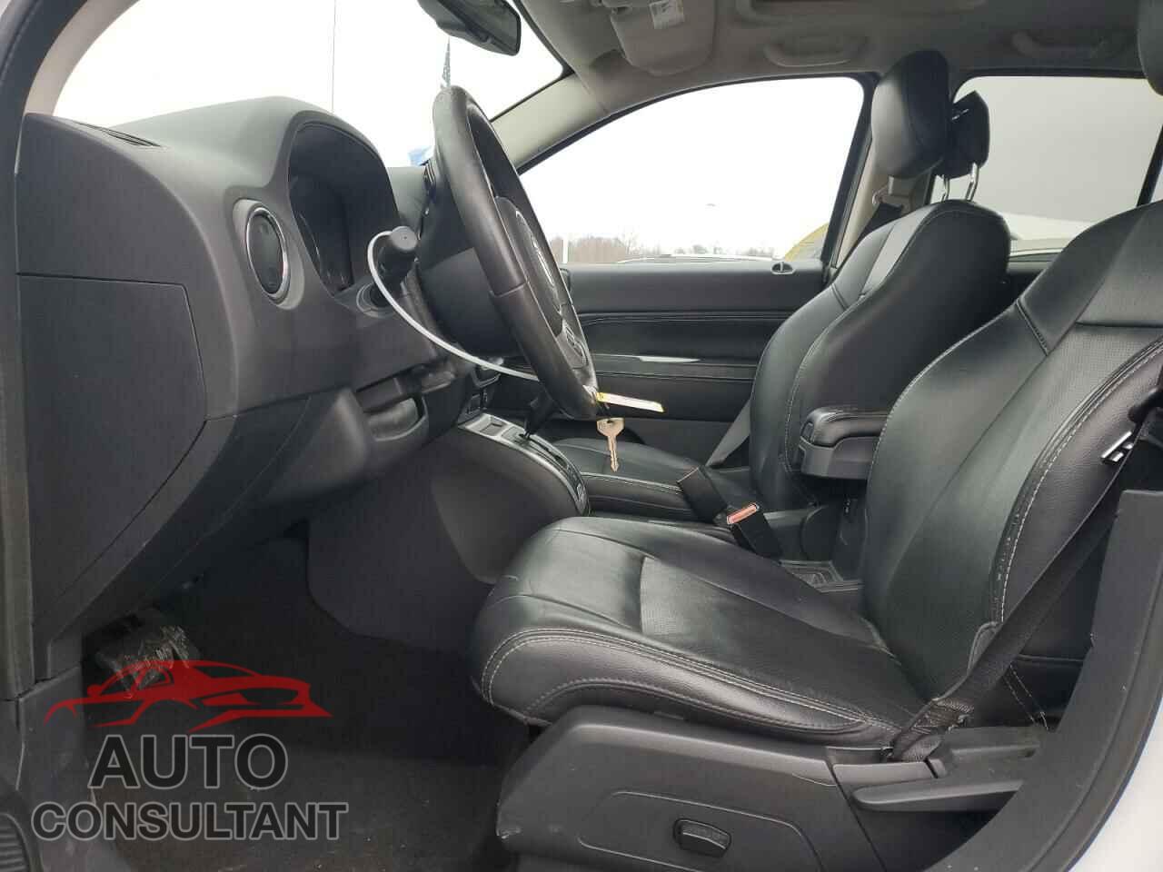 JEEP COMPASS 2015 - 1C4NJCEA7FD210750