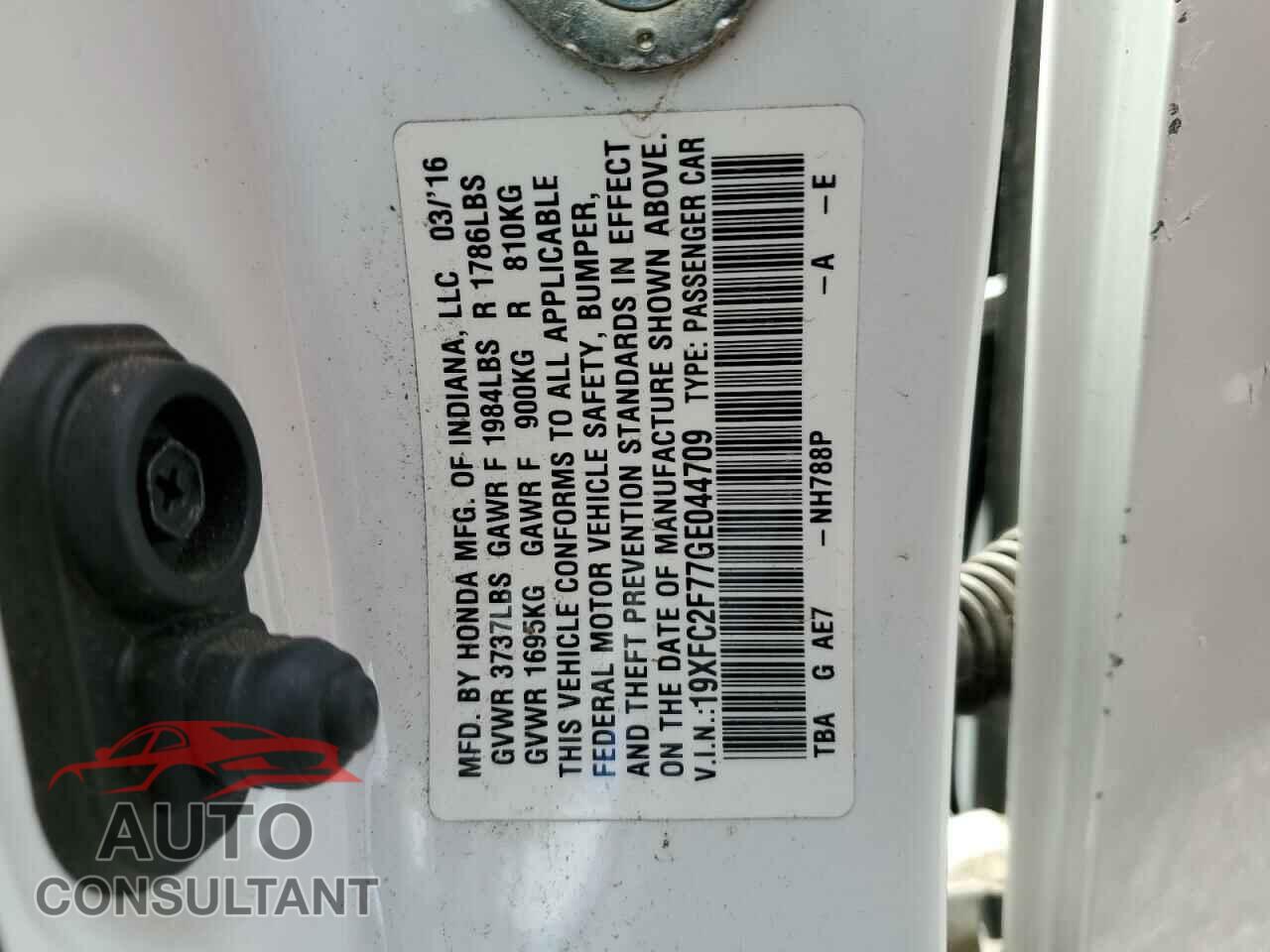 HONDA CIVIC 2016 - 19XFC2F77GE044709