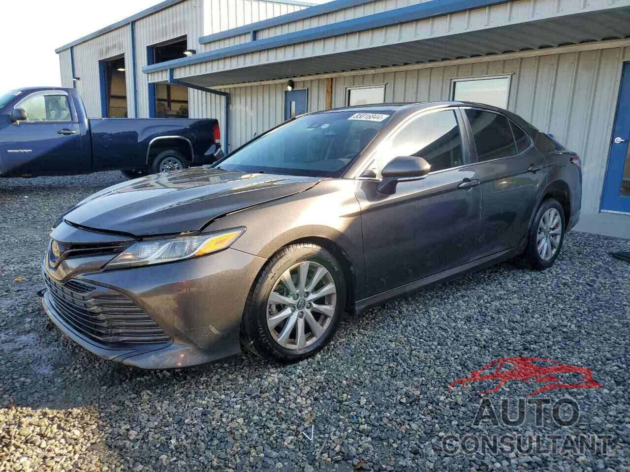 TOYOTA CAMRY 2018 - JTNB11HKXJ3032029