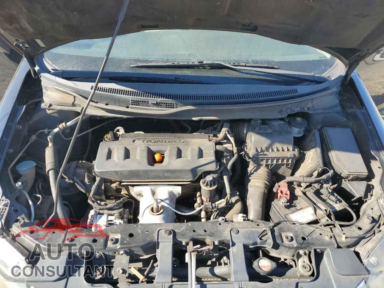 HONDA CIVIC 2012 - 2HGFB2F55CH328101