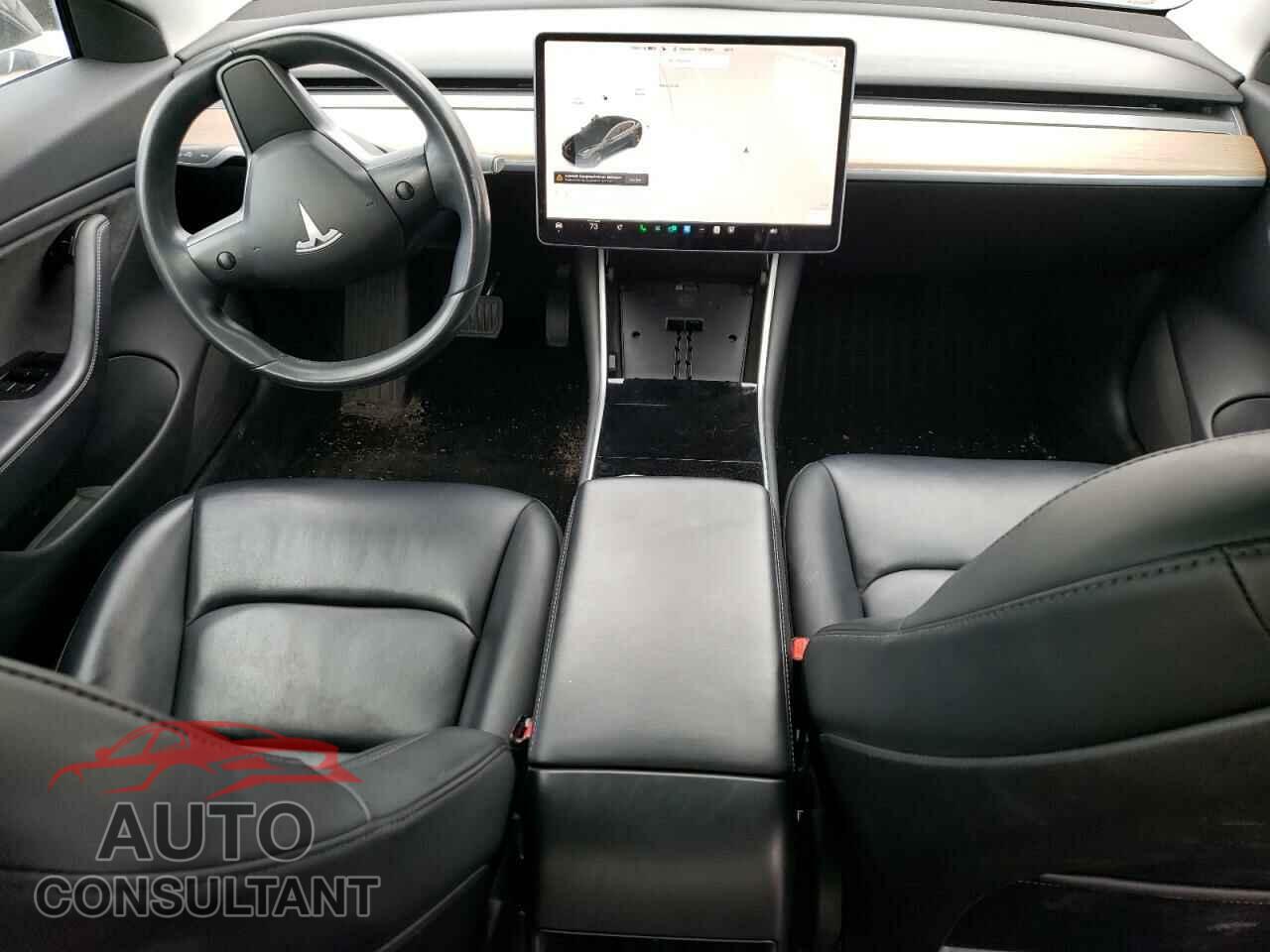 TESLA MODEL 3 2018 - 5YJ3E1EB8JF054082