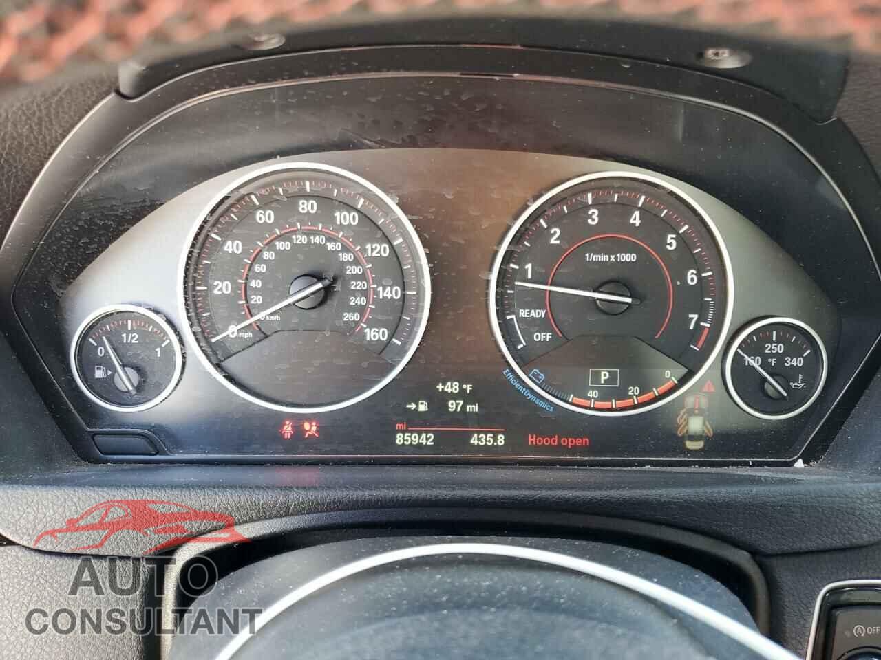 BMW 3 SERIES 2017 - WBA8D9C32HA005429