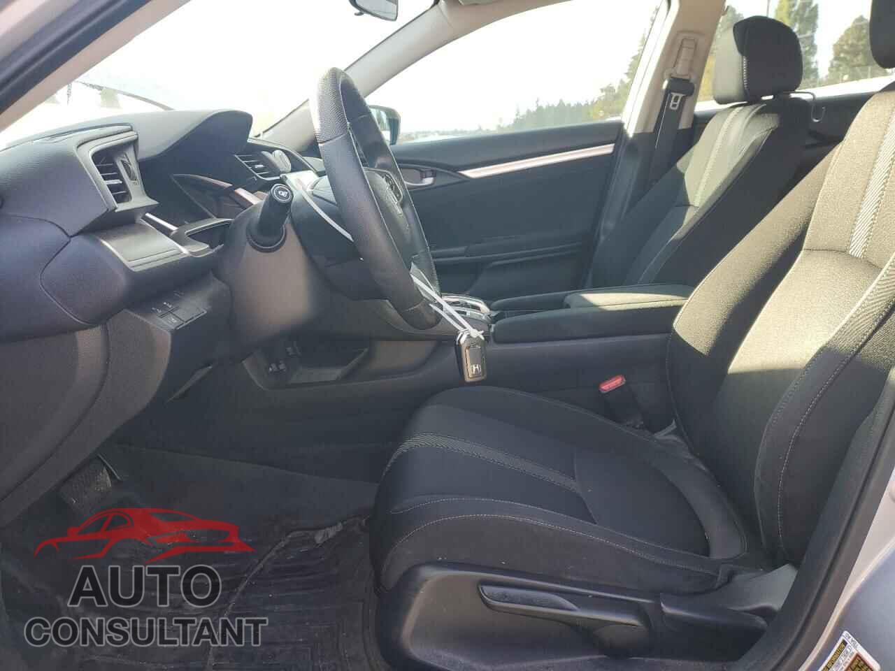 HONDA CIVIC 2017 - 19XFC2F88HE005685