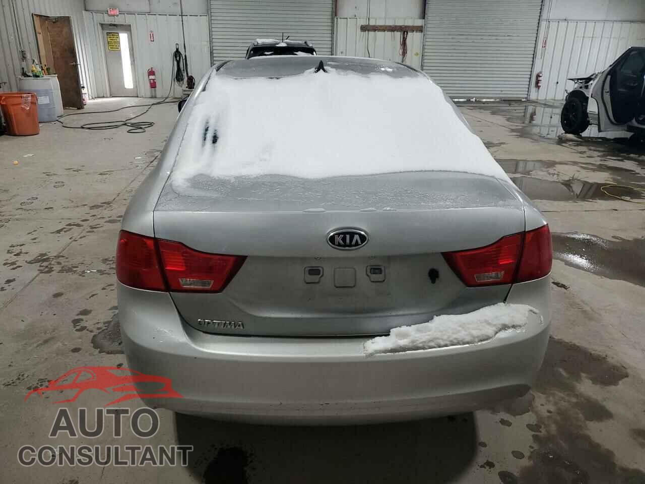 KIA OPTIMA 2010 - KNAGG4A83A5380877