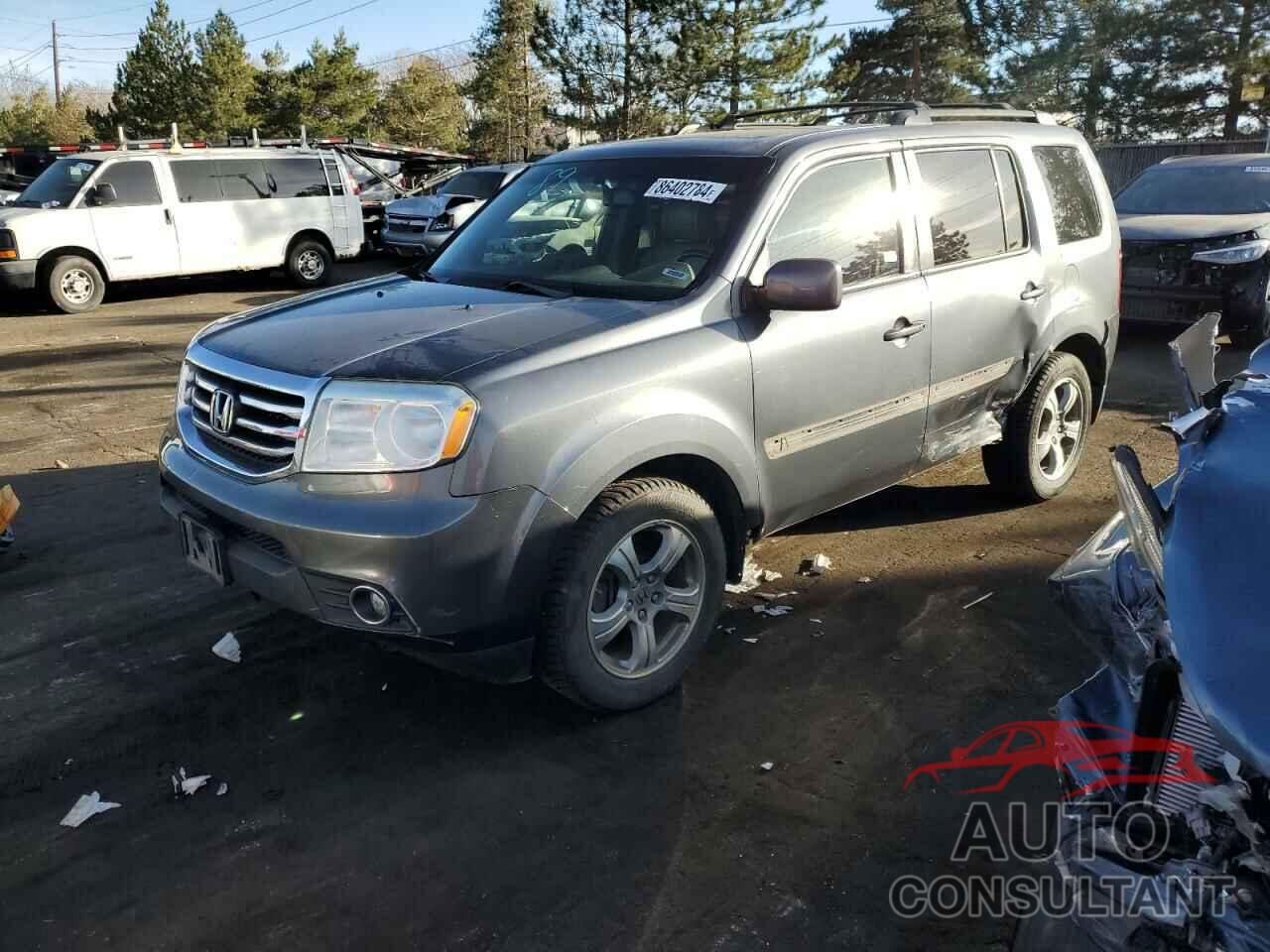 HONDA PILOT 2013 - 5FNYF4H64DB040008