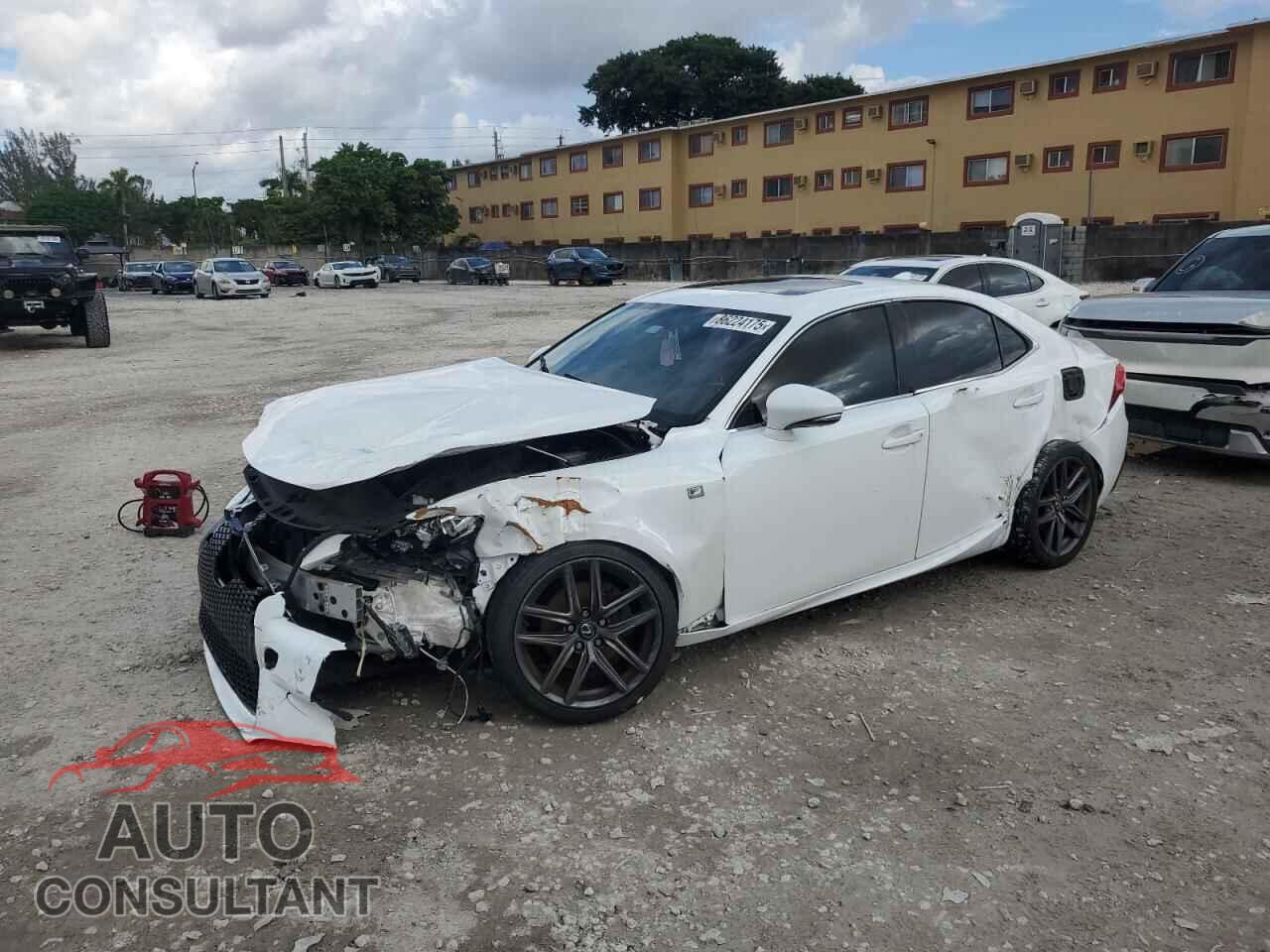 LEXUS IS 2015 - JTHBF1D27F5068346