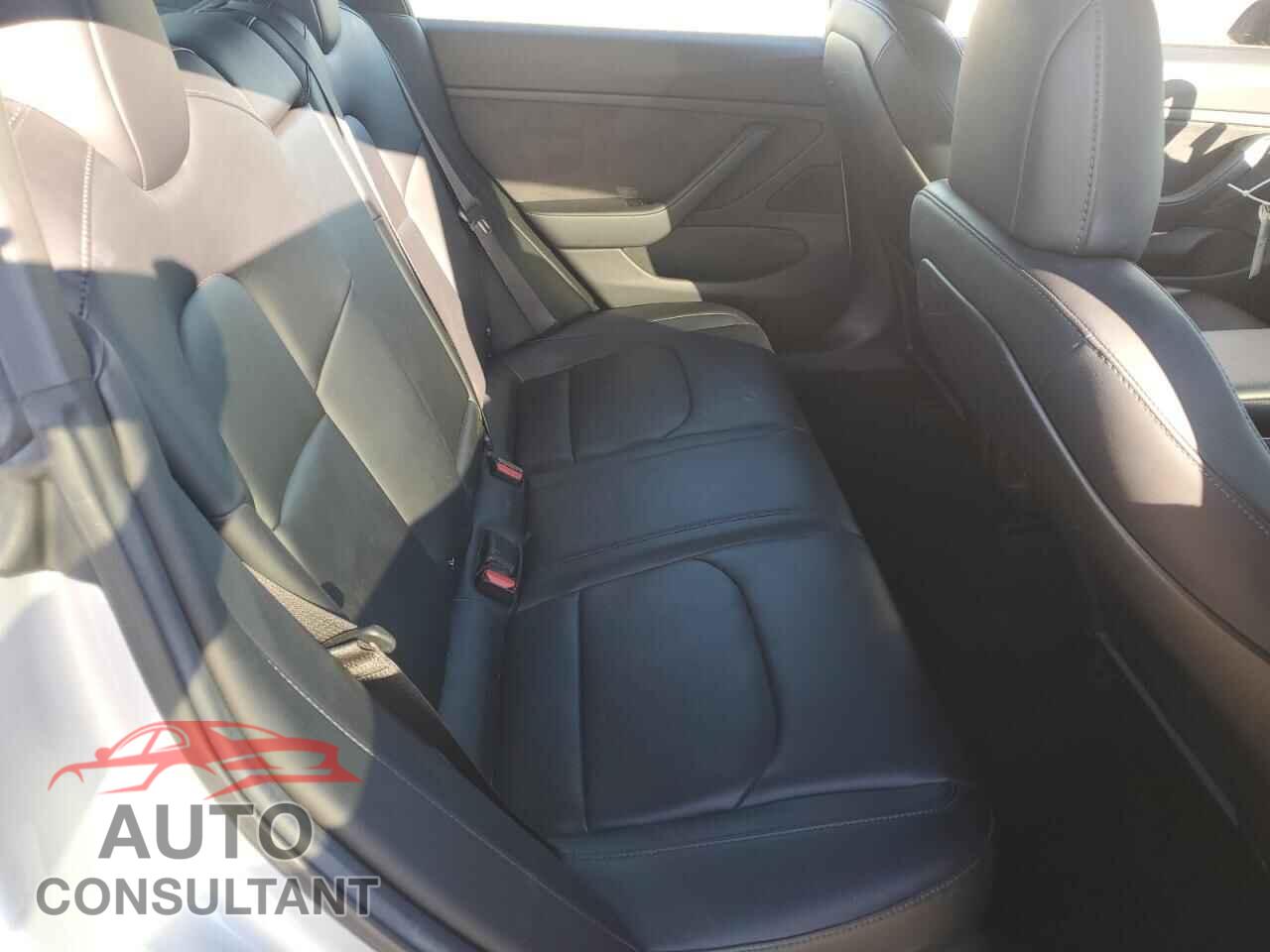 TESLA MODEL 3 2018 - 5YJ3E1EA6JF016597
